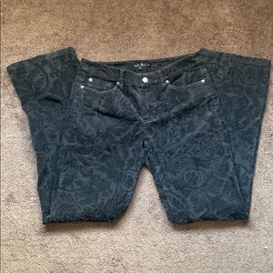 Morrisey  jeans in dark gray.